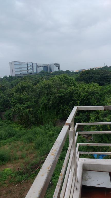 Hitech Shilparamam Guest House Hyderabad Luaran gambar
